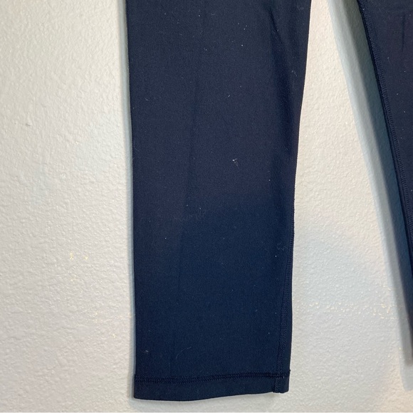 Lululemon Black 3/4 Cropped Leggings. Size 6 Older Style Athletic - Picture 7 of 14